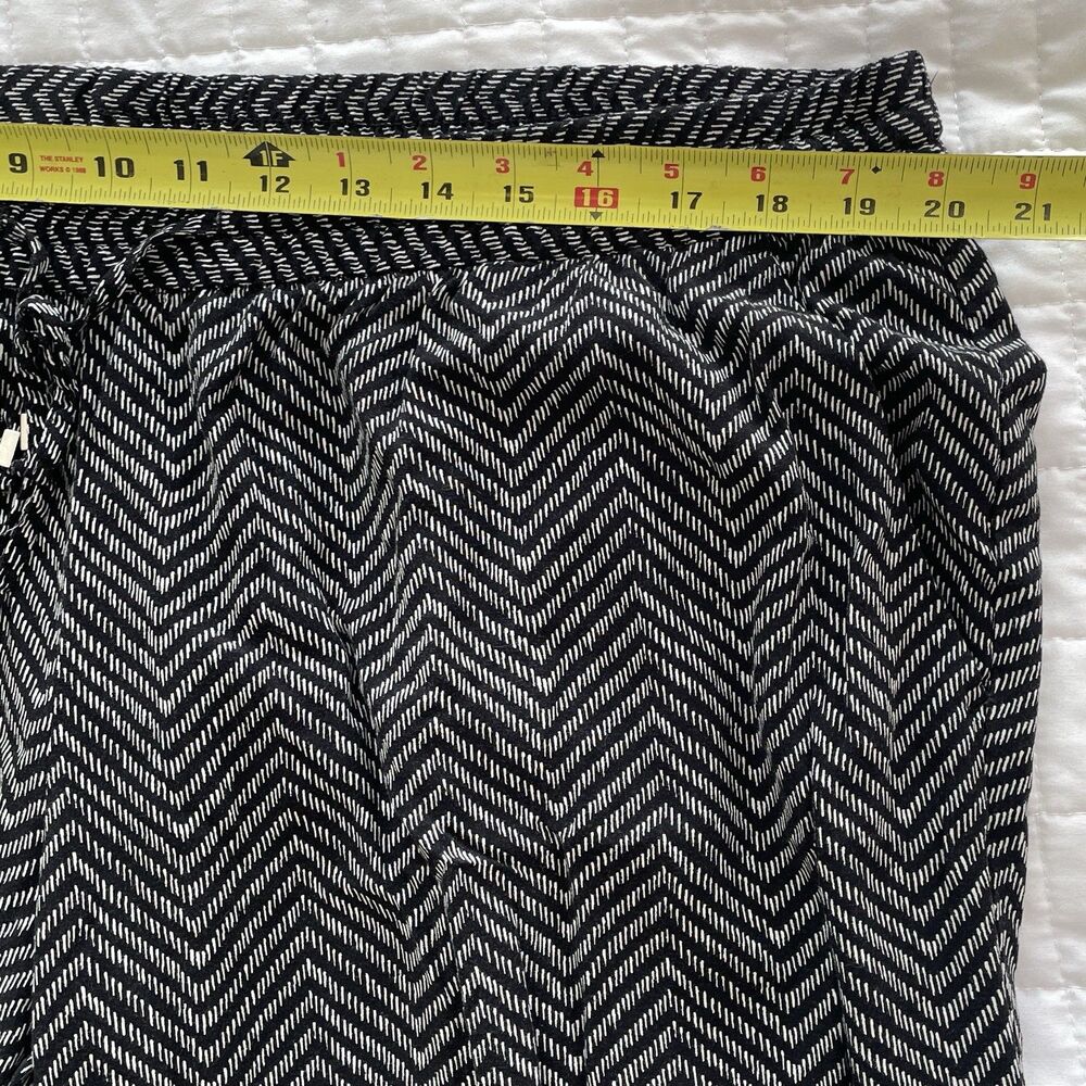 Old Navy Black Soft Pants Boho Print Ankle Cropped Lounge Bottoms Womens Size XL - Picture 10 of 11